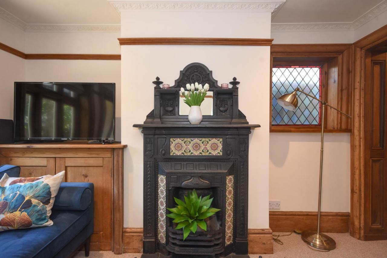 Unique Period One Bedroom House In 콜체스터 외부 사진